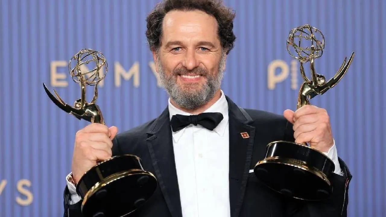 Emmy Ödülleri'nde Tarihi Gece: Matthew Rhys ve Widow's Bay Damga Vurdu
