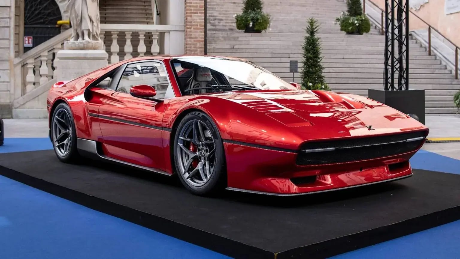 Ferrari 308'in Ruhu Yeniden Doğdu: Michelotto Gruppo 4 Tributo Gece Testlerinde