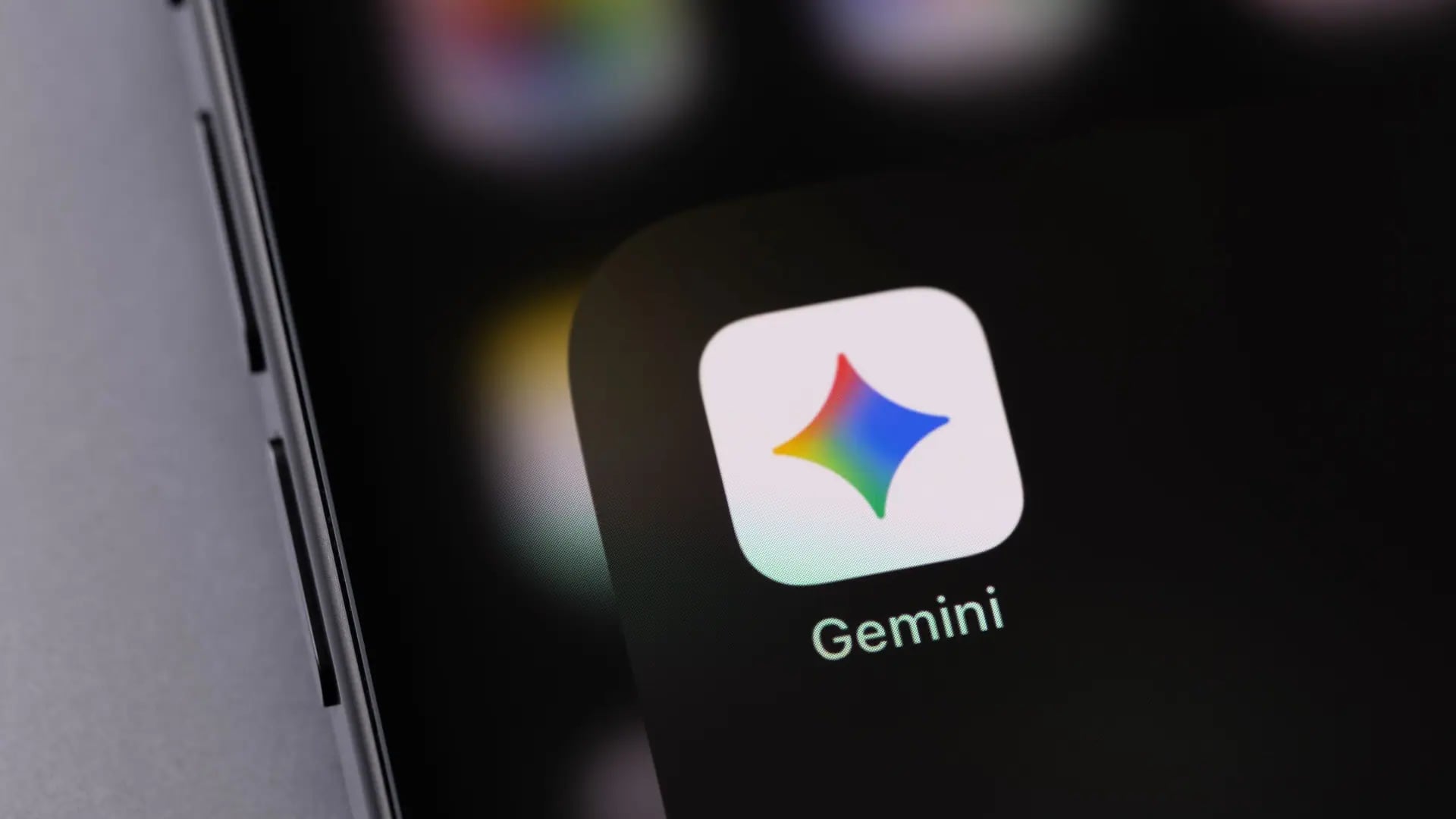 Google Gemini'de Model Erişimi Değişiyor: Ücretsiz ve Plus Kullanıcıları En İyi Modelleri Kaybediyor