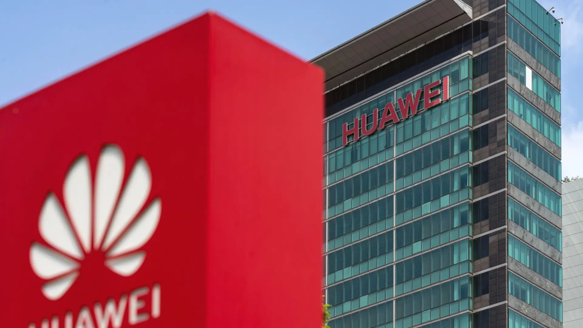 Huawei Kore Yapay Zeka Pazarını Fiyatla Sallayacak