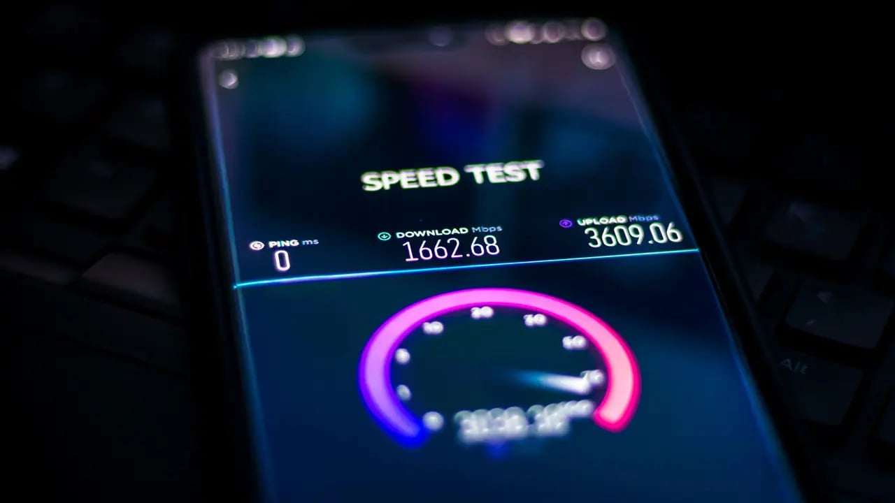 İnternet Hızı Neden Farklı Görünüyor? Mbps ve MB/s Gizemi