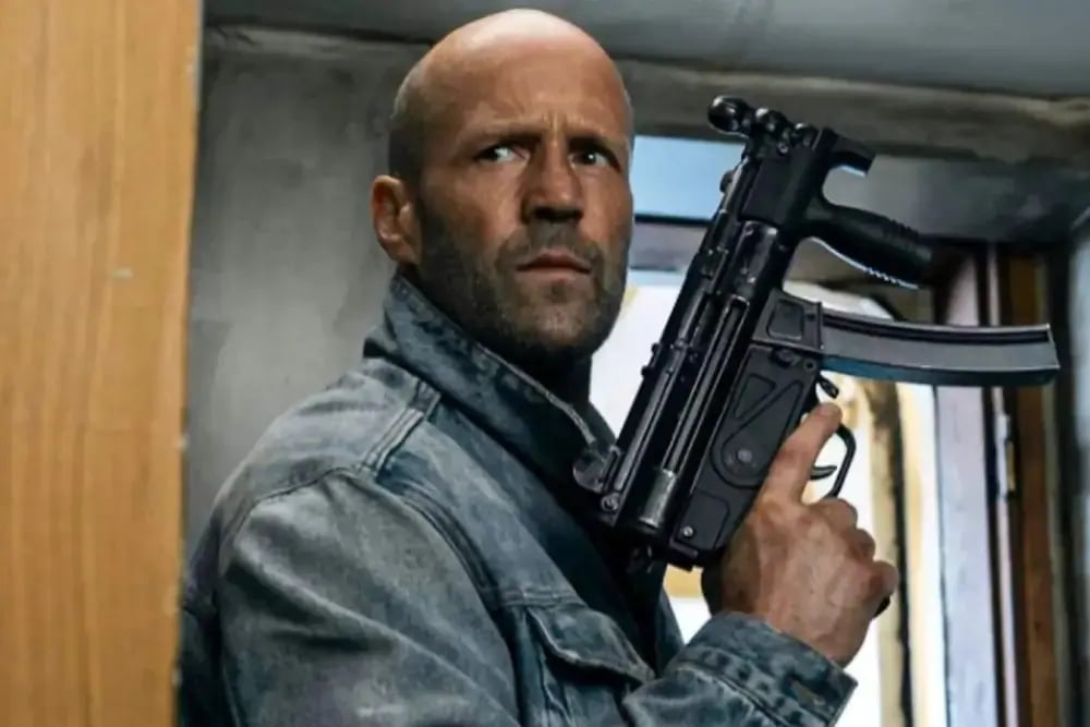 Jason Statham'ın 'Mutiny' Filmi Gişede Hayal Kırıklığı: Amazon'un Sızıntısı mı Suçlu?