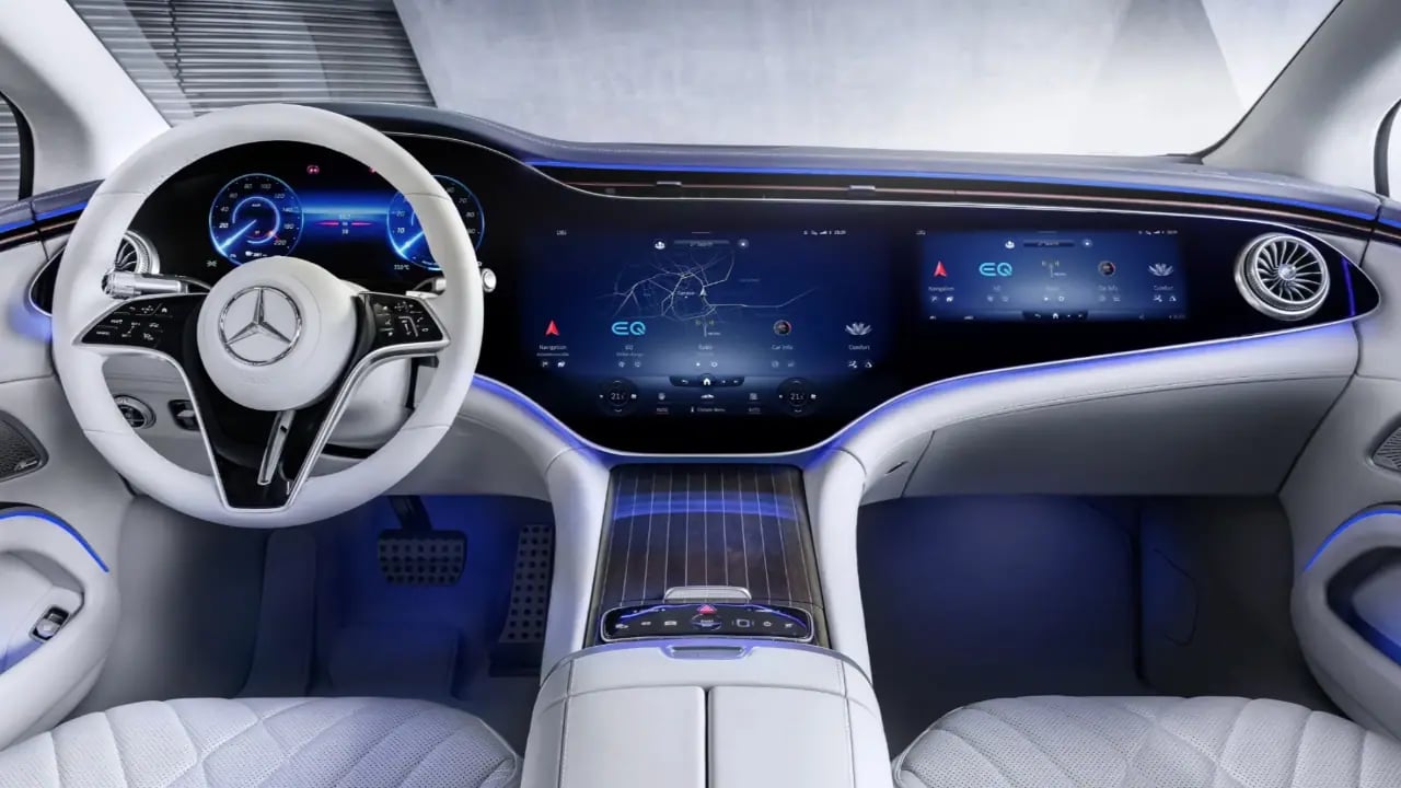 Mercedes'ten Dönüş: Fiziksel Düğmeler Kokpite Tekrar Merhaba Diyor