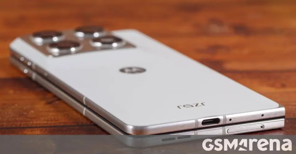 Motorola Razr Fold, Verizon’a Geliyor: mmWave 5G Onayı Sonrası Çıkış Tarihi Yaklaşıyor