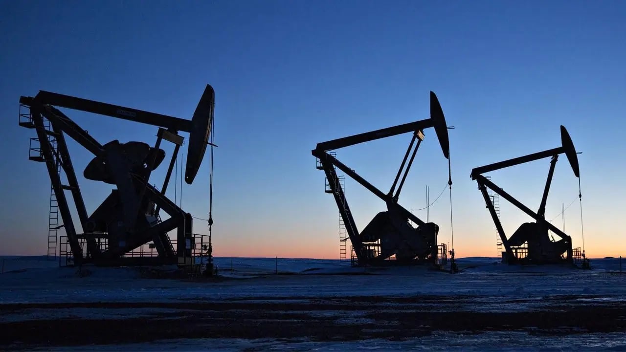 OPEC'ten Çarpıcı Revizyon: Üretim Arttı, 2026 Talep Tahmini Düşürüldü