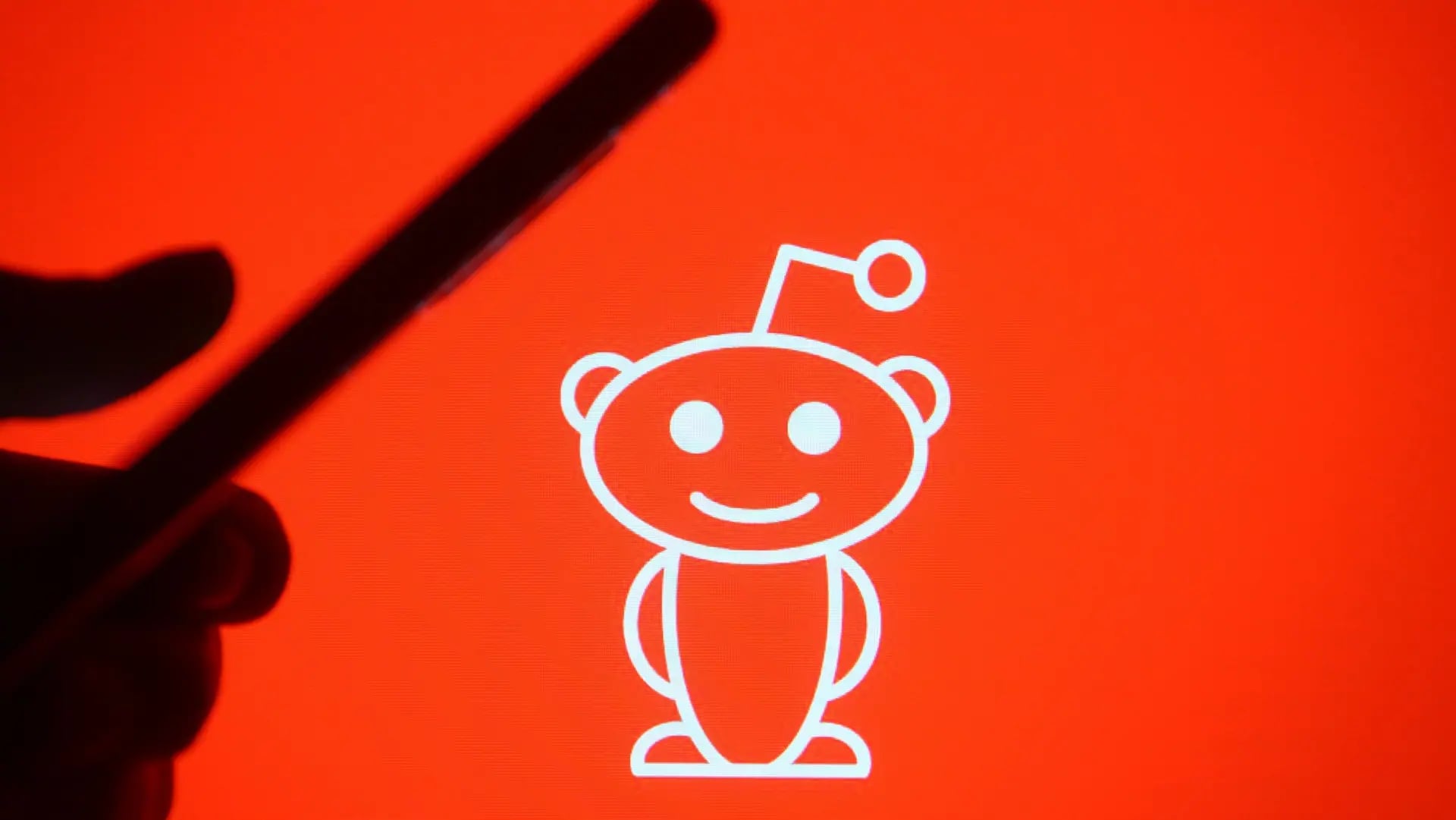 Reddit, Arama Motoru Trafiğini Bırakıp Sadece Giriş Yapanlara Açılıyor