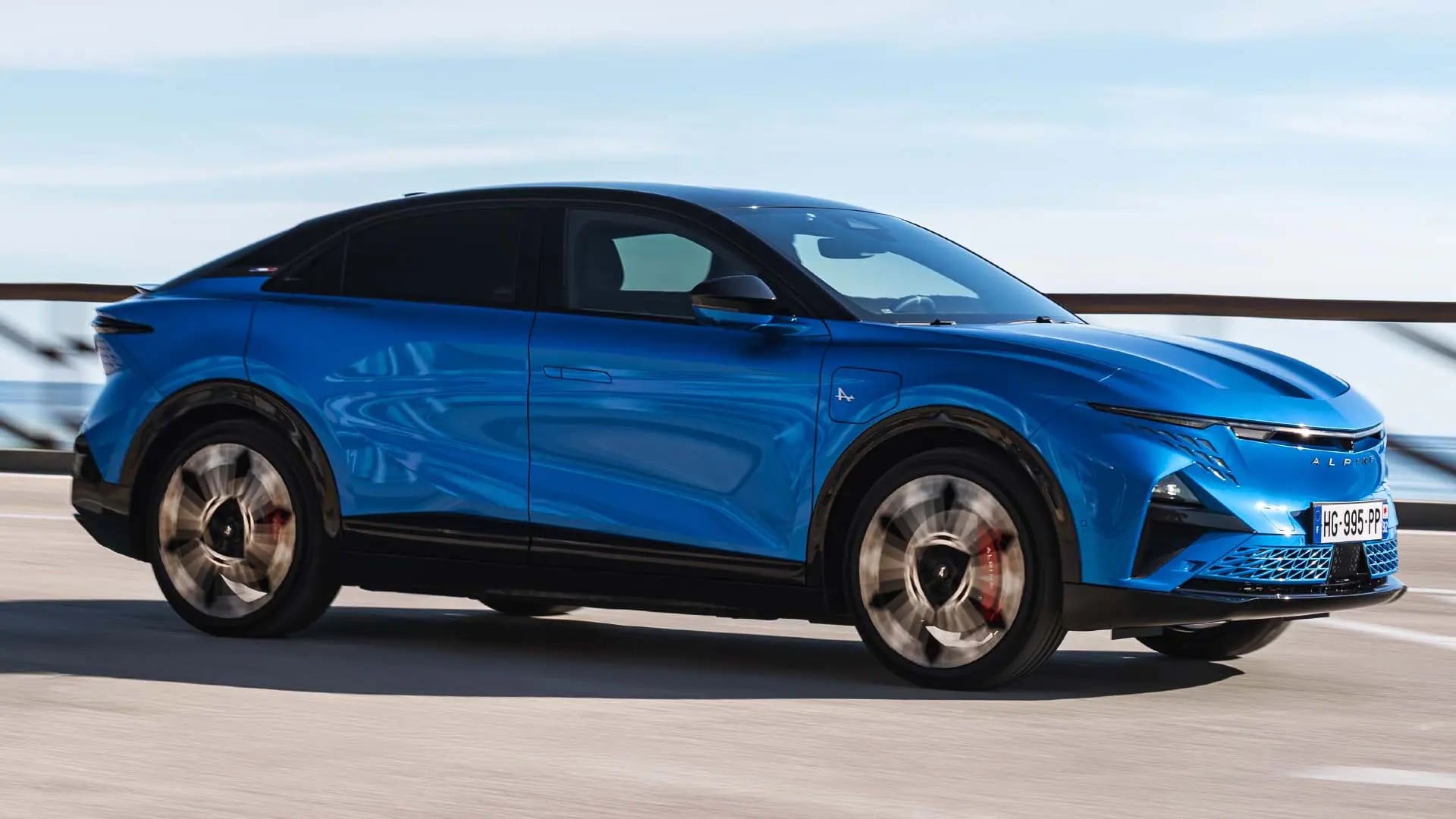 Renault Alpine A390 Türkiye'de Satışa Çıkıyor: Elektrikli Spor Devrimi Geliyor