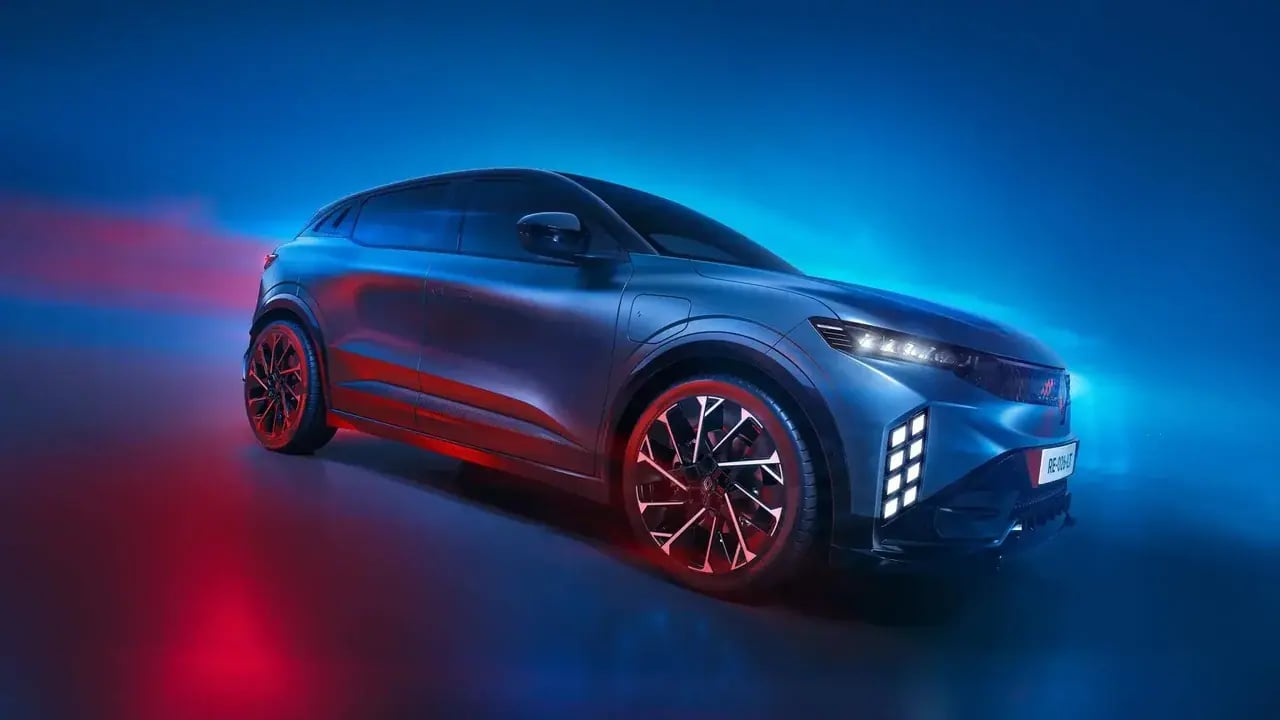 Renault Megane E-Tech Yenilendi: 501 km Menzil ve Yeni Fiyatlar Açıklandı