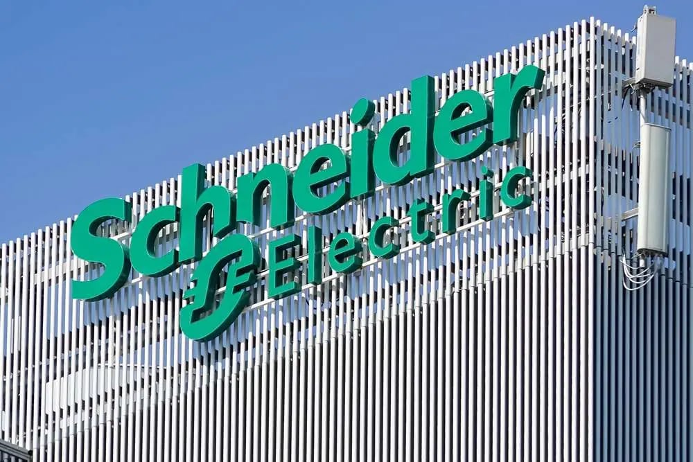 Schneider Electric'ten 20 Milyar Dolarlık Dev Satın Alma: PTC'yi Alıyor