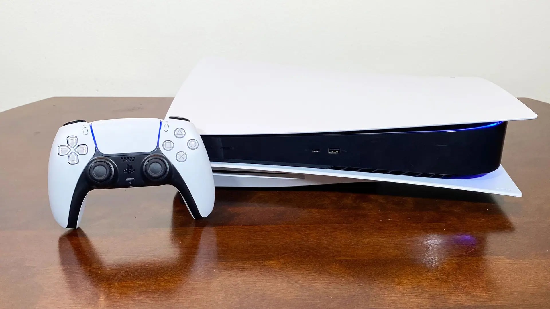 Sony’nin Diskin Geleceği: PS5 Disk Sürücüsü Talebi Önceden Düzenlenmiş