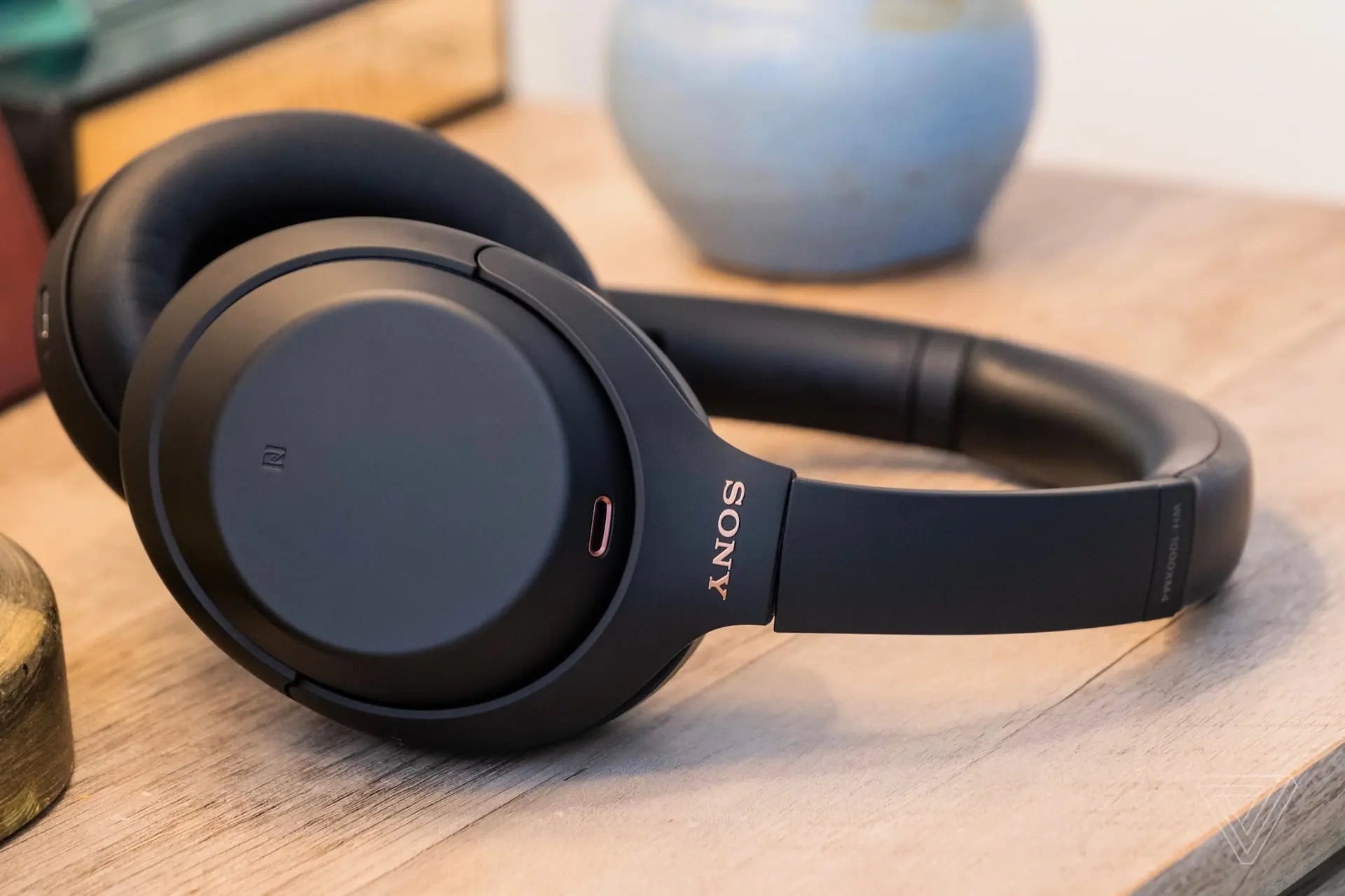 Sony WH-1000XM4'e Uygun Fiyatlı Yeni Versiyon Geliyor