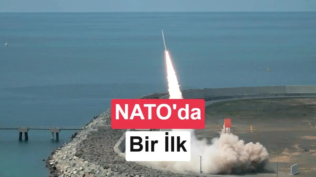 Tarihi Atış: Blok-3 Hareketli Deniz Hedeflerini İsabetle Yok Etti