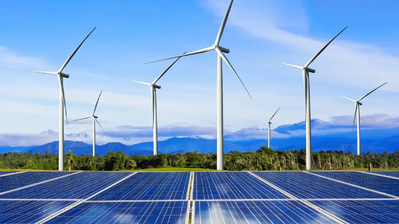 Türkiye Elektrikte Rekor Kırdı: Kurulu Gücün Yüzde 62,9'u Yenilenebilir