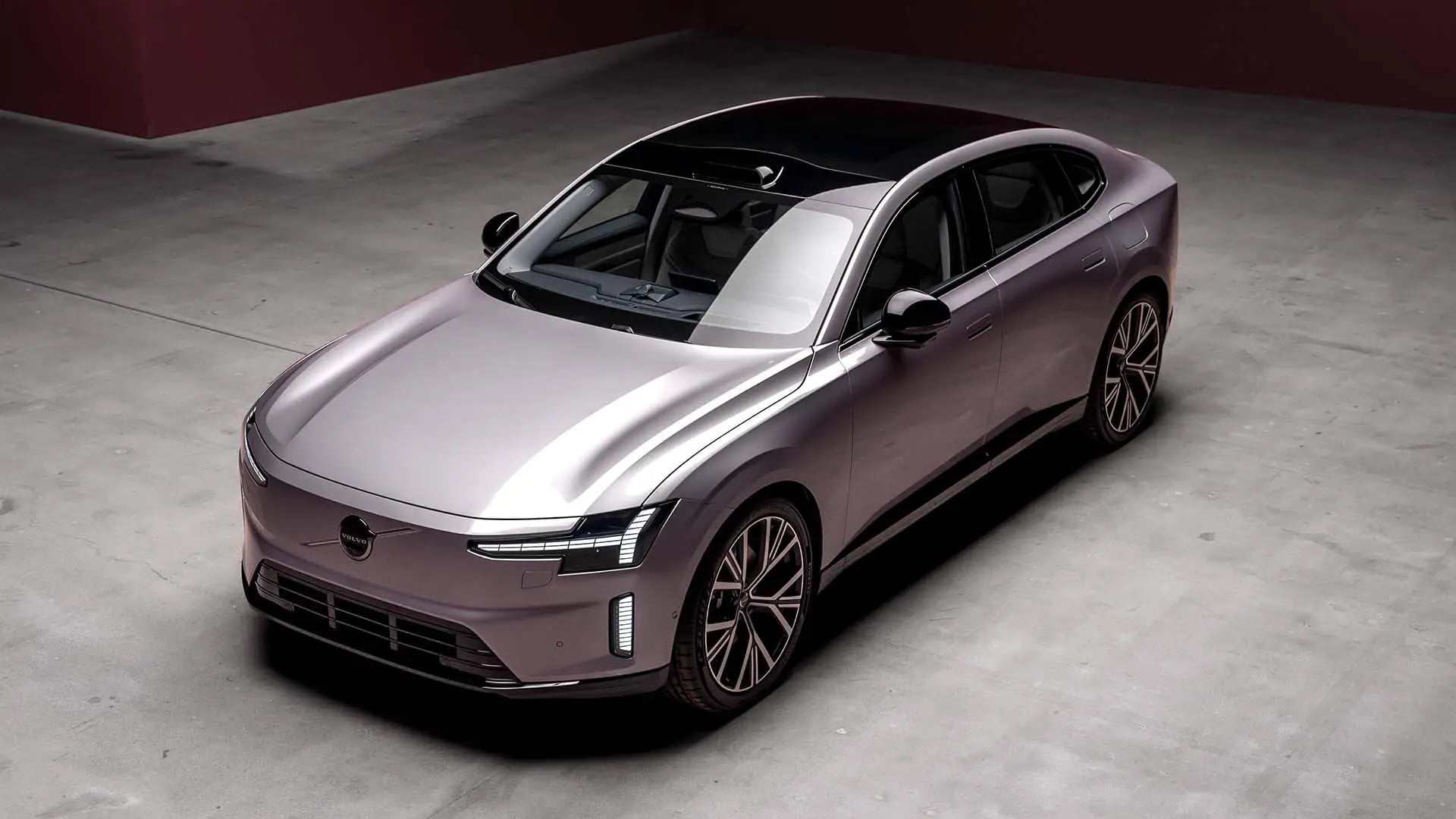 Volvo ES90 Türkiye'de satışa çıktı: İşte fiyatı ve öne çıkan özellikleri