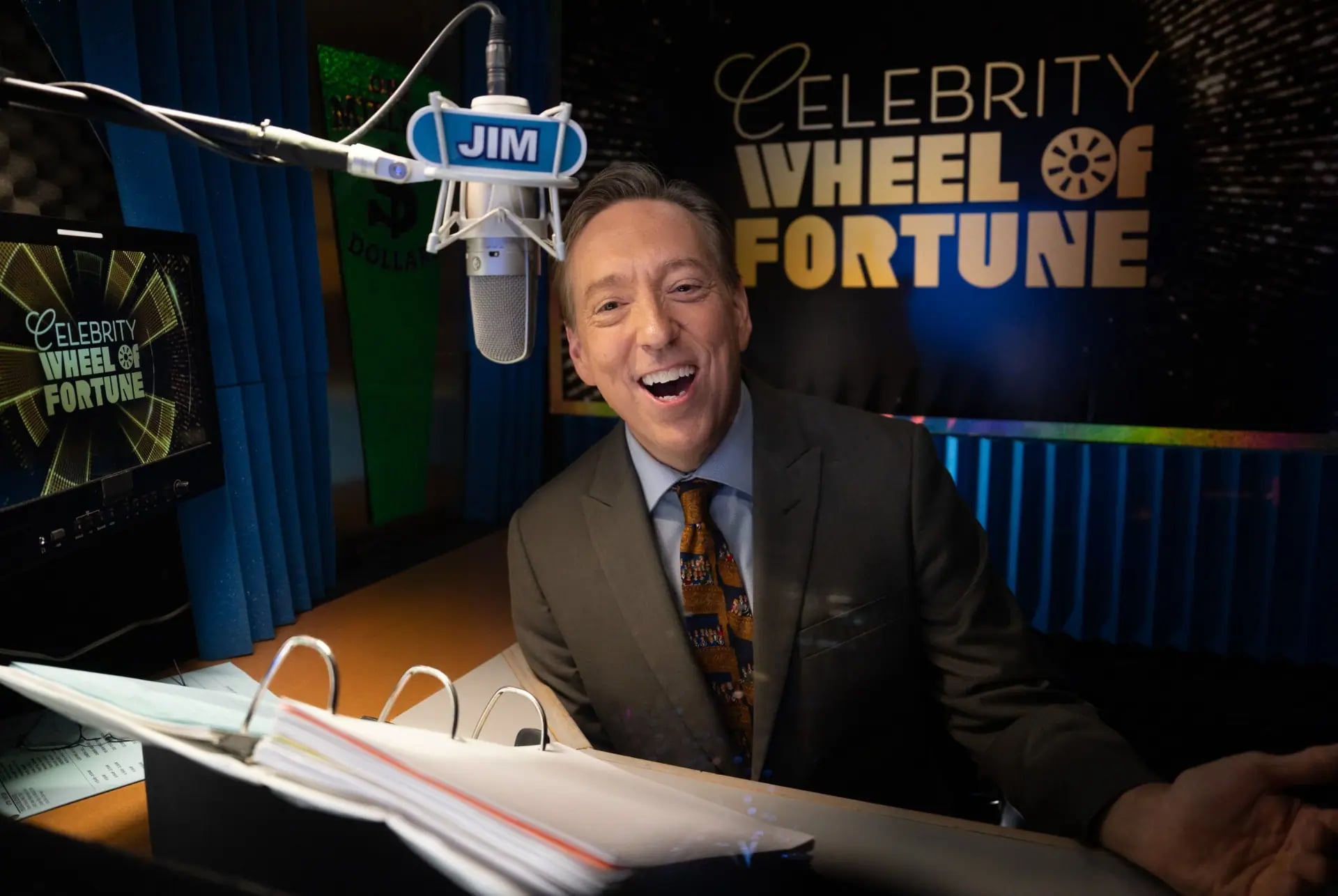 Wheel of Fortune Sunucusu Jim Thornton Uçakta Skandal Yaşadı, Görevden Uzaklaştırıldı