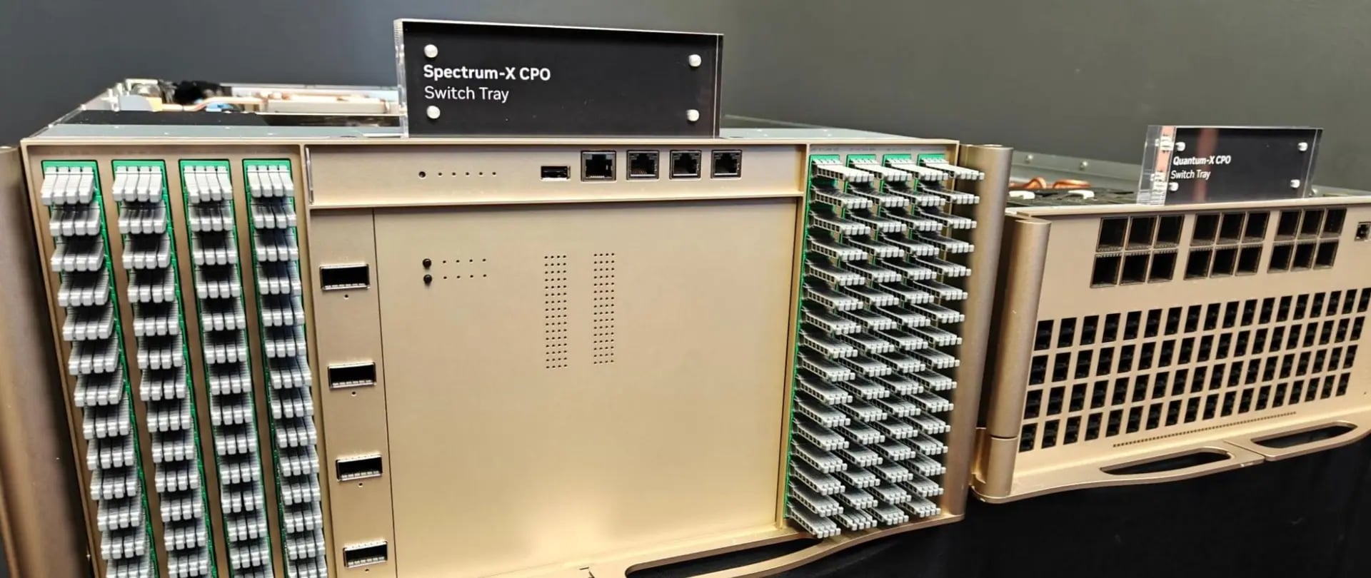 Yapay Zeka Devleri Chip Sınırlarını Photonic Teknolojilerle Aşıyor