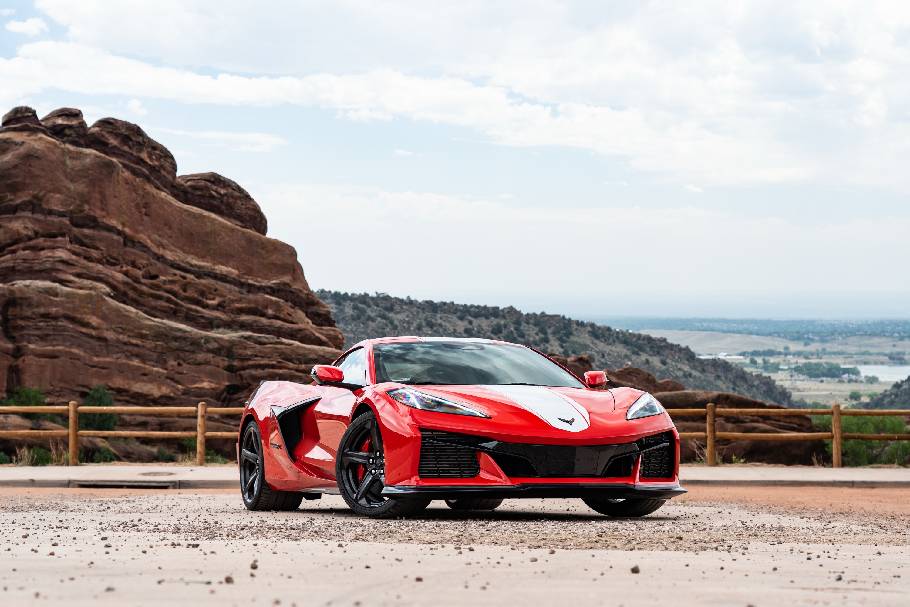 2027 Chevrolet Corvette Grand Sport X: Perfoansın Sırrı Donanımda Değil Yazılımsa