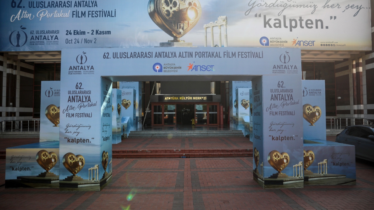 Altın Portakal 63: Derviş Zaim Jüriye Bakıyor