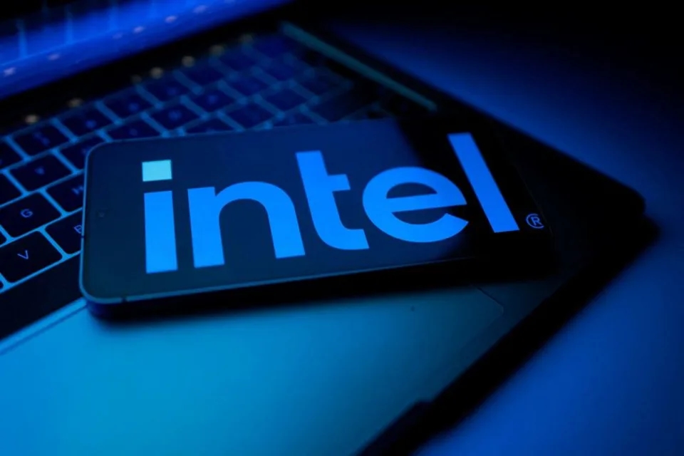Intel'in Yapay Zeka Hamlesi Hisse Piyasasını Salladı
