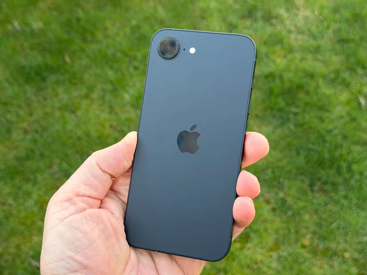 iPhone 18e'nin Beklenen RAM Kapasitesi Açıklandı