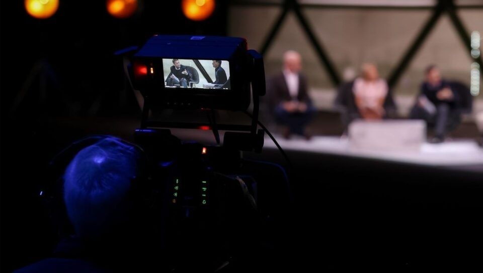 Nvidia'dan Sahte Yapay Zeka Videolarını %92 Doğrulukla Yakalayan Dev Araç: SVD