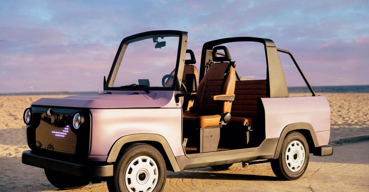 Otomatik Park Eden Jeep Benzeri Elektrikli Devrim: Amerika Bu Yeni Araçlara Hazır mı?