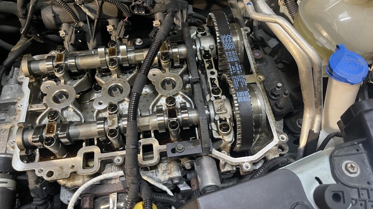 PureTech Motorun Yağlı Kayışı Zincire Geçiyor