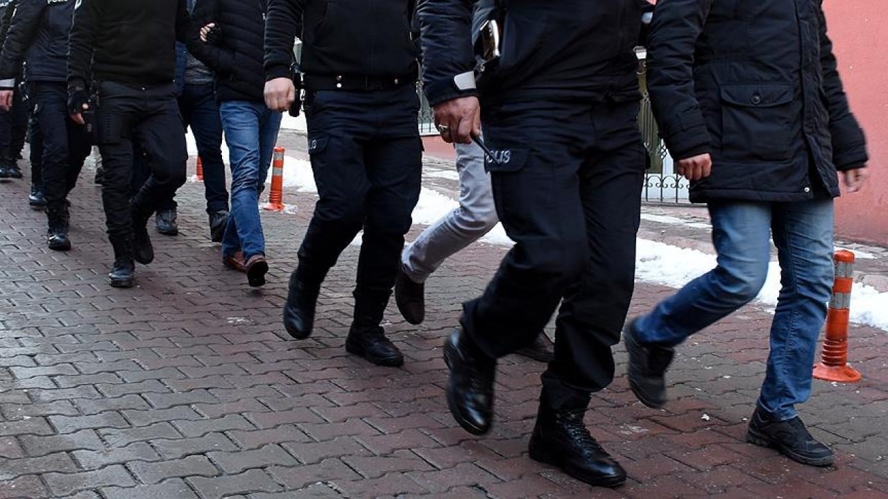 Süper Micro'da Şok: Yüksek Teknoloji Sunucuları Suçlamalarıyla Çalışanlar Sorgulandı
