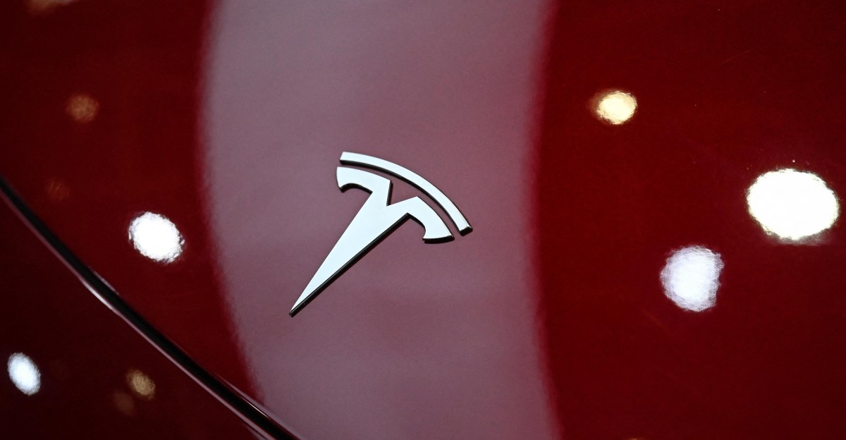 Tesla Karlılık Sınırlarını Zorluyor: Gelir Artarken Serbest Nakit Akışı Alarm Veriyor