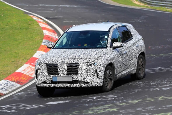 Yeni Hyundai Tucson Yollarda: Köşeli Tasarım ve Dijital Kokpit Geliyor