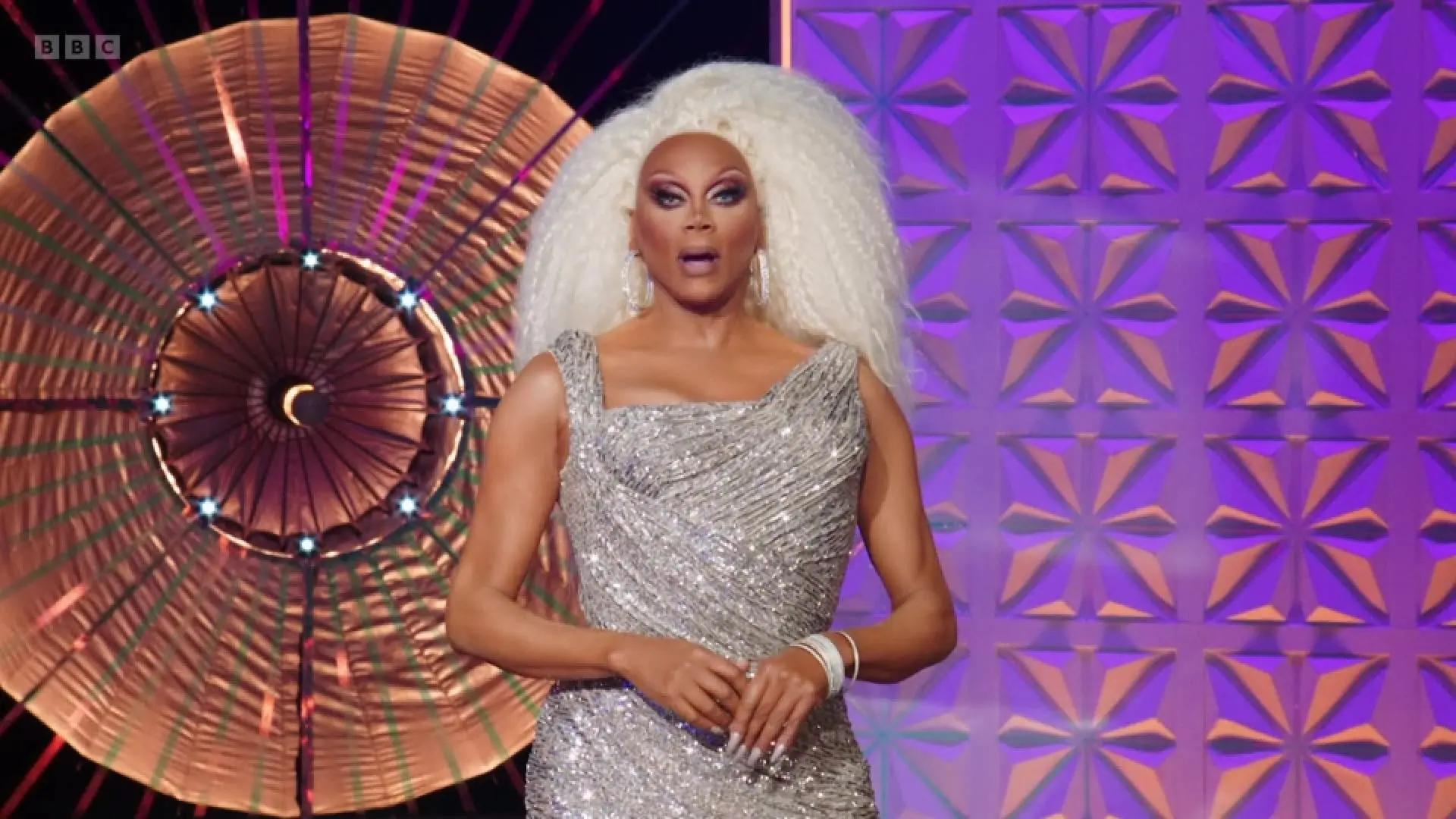 Drag Race Emmy Adaylık Kutlamaları: Sezon 18 Galibi Myki Meeks Sahne Aldı