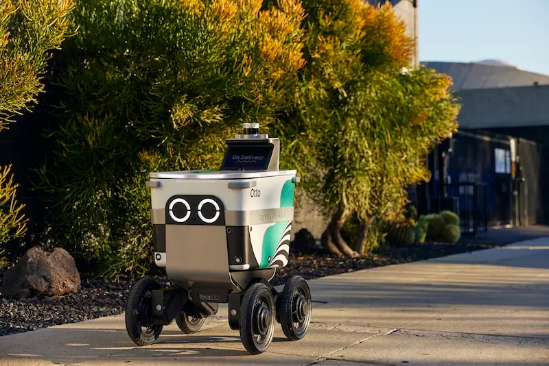Uber, otonom robot servisi Serve Robotics hisselerini sattı; iş modeli anlaşmazlıkları yolları ayırdı.